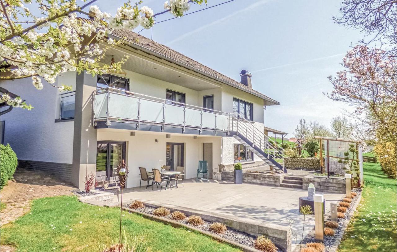 Cozy Apartment In Koerperich-Obersgegen With Wifi Korperich Zewnętrze zdjęcie